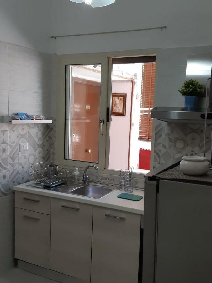 Nanas Apartment Наполи Екстериор снимка