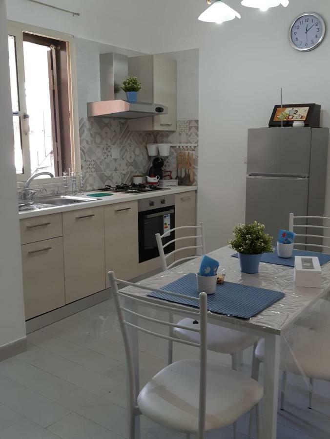 Nanas Apartment Наполи Екстериор снимка