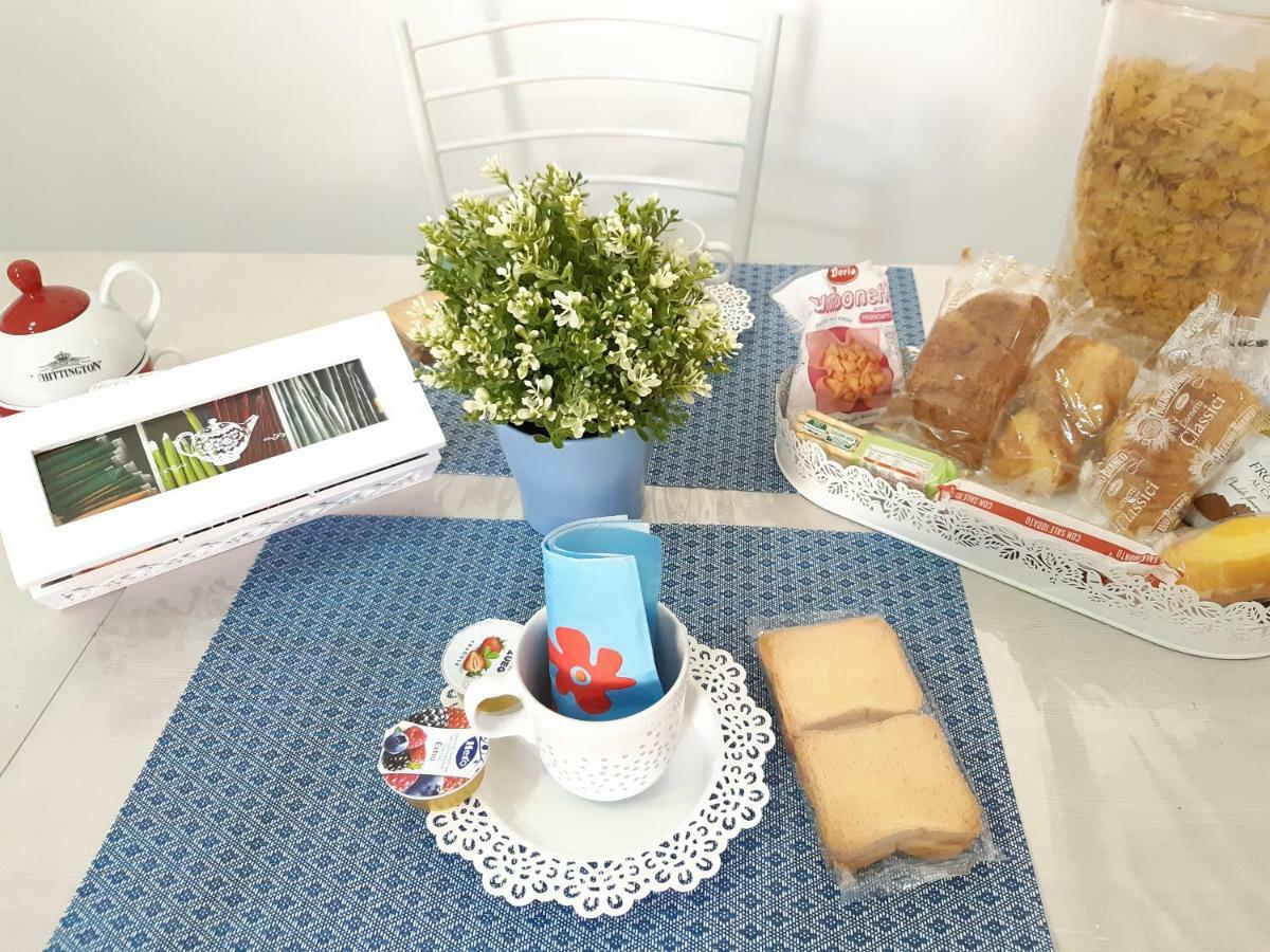 Nanas Apartment Наполи Екстериор снимка