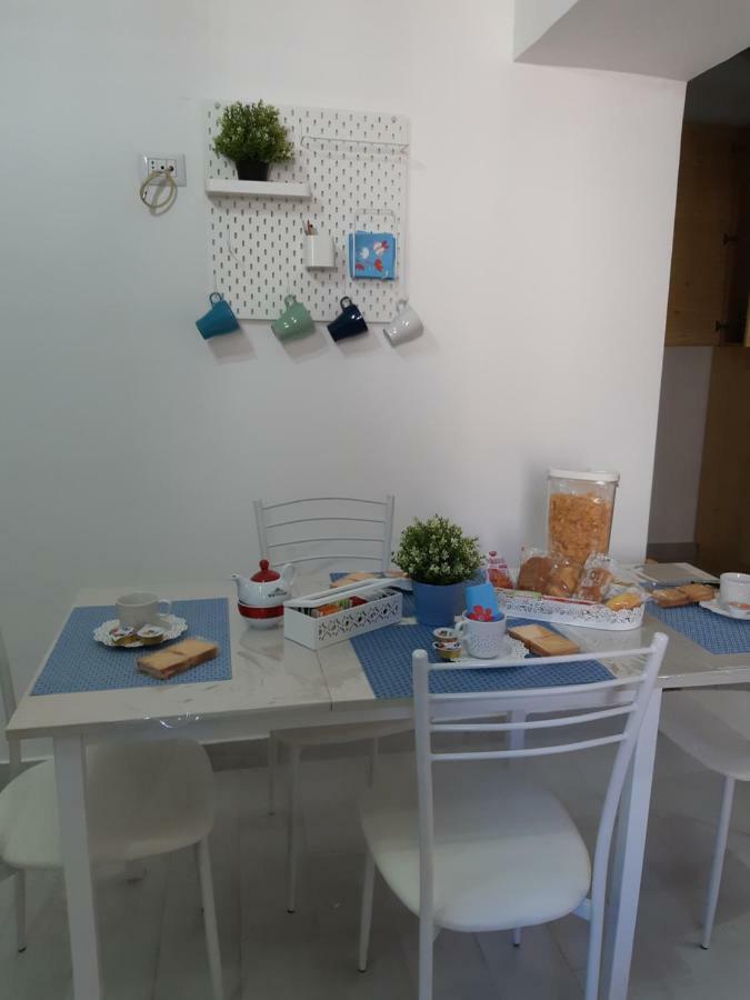 Nanas Apartment Наполи Екстериор снимка